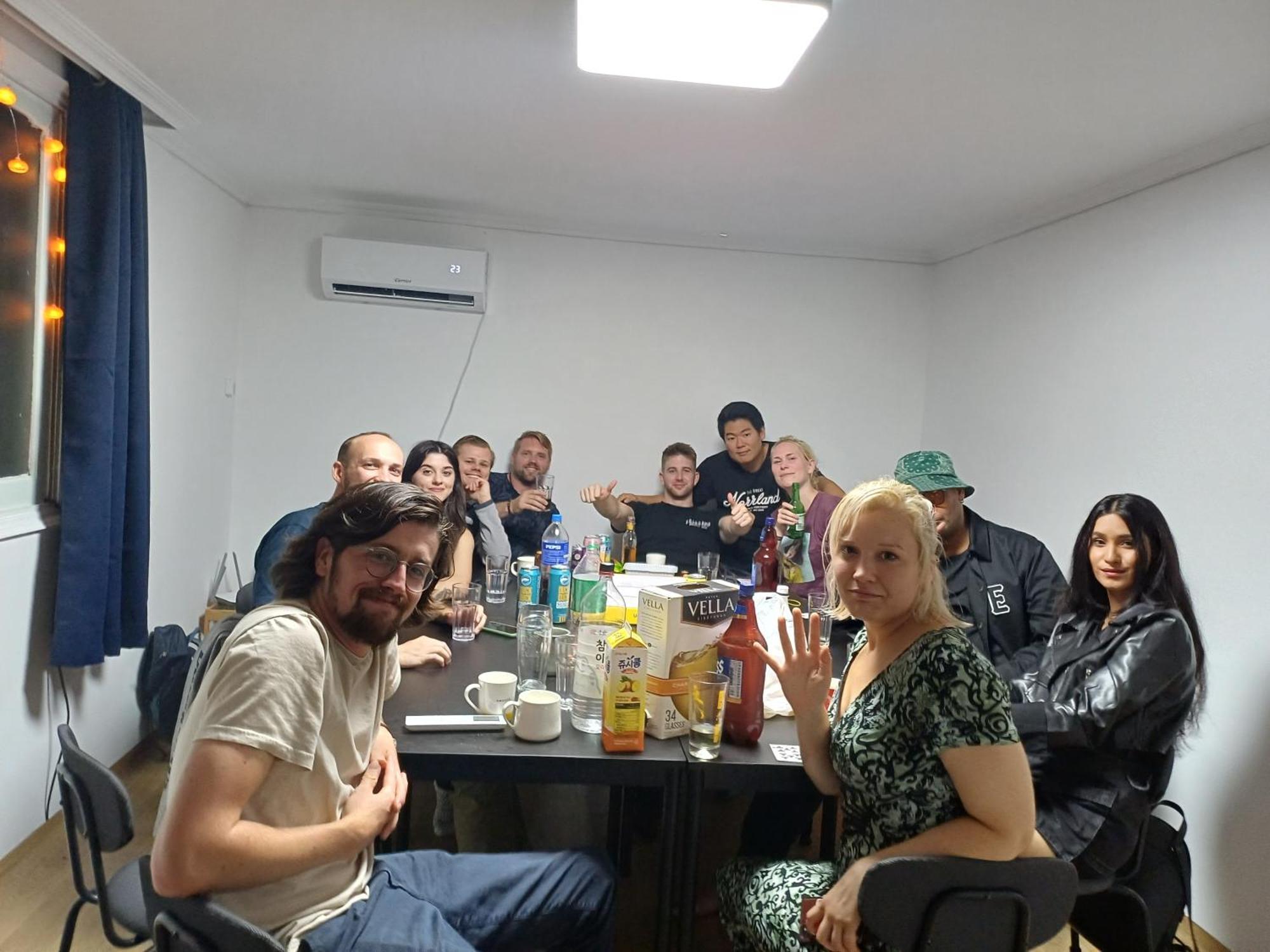 Ocean'S Guesthouse - Foreigners Only Seoel Buitenkant foto