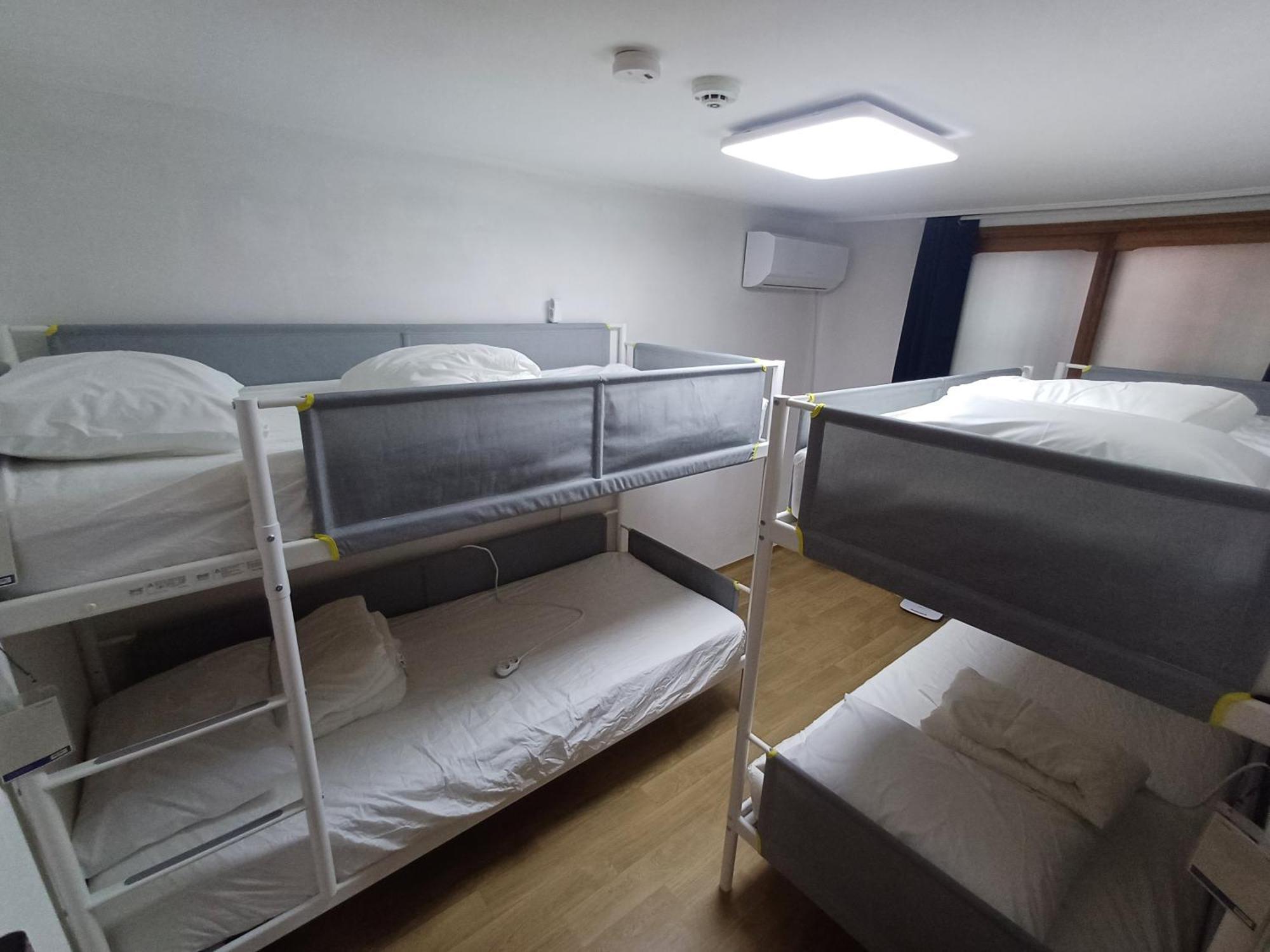 Ocean'S Guesthouse - Foreigners Only Seoel Buitenkant foto